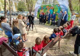 MICROBUZUL-PĂDURE, cel mai nou punct de reper pe harta educației ecologice a copiilor din grădinițe și din clasele primare