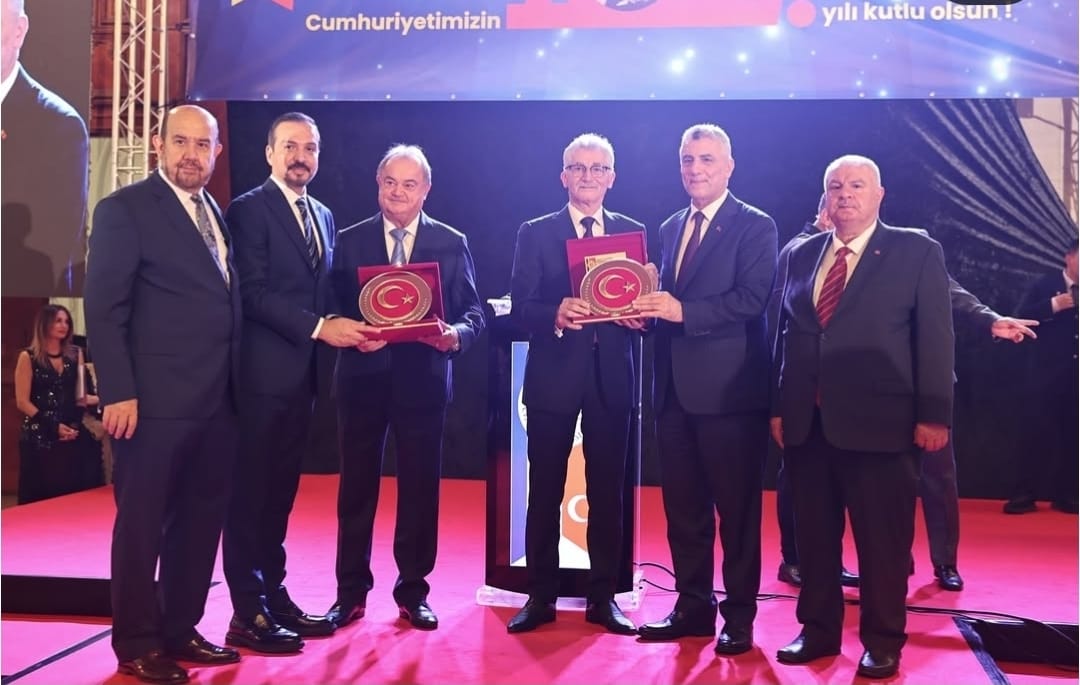 Romanya-Türkiye Ticaret ve Sanayi Odası Galası, Türkiye Cumhuriyeti’nin 102. kuruluş yıl dönümü ve Romanya-Türkiye arasındaki 147 yıllık diplomatik ilişkileri kutladı